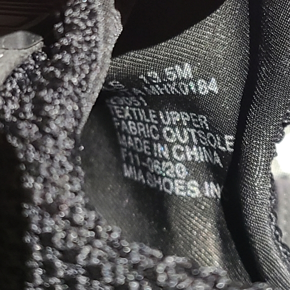 Mia Kids wedge sneaker size 13.5 - Picture 6 of 8